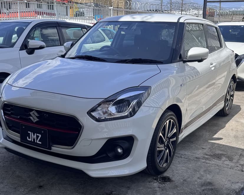 2022 Suzuki Swift RS Hybrid