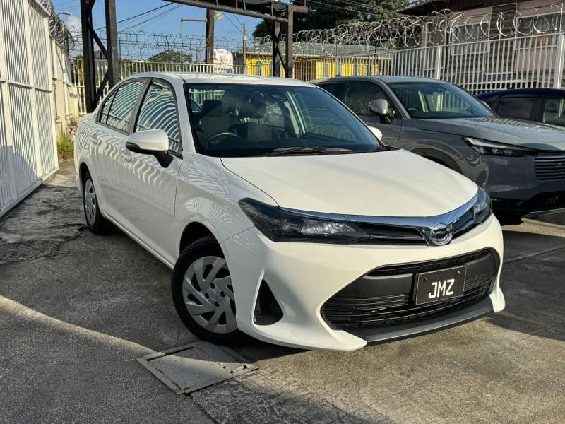 2023 Toyota Corolla Axio (Gasoline)